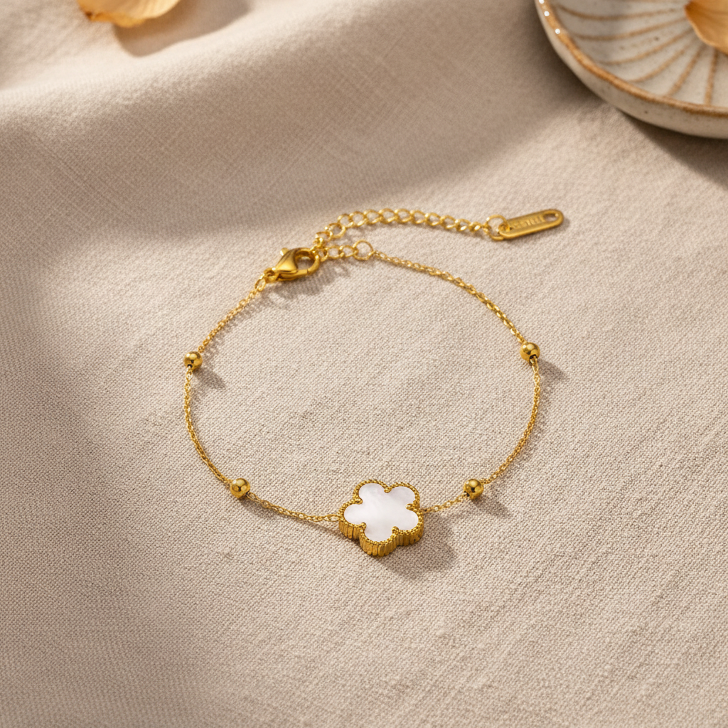 Fleur Bracelet Lifestyle